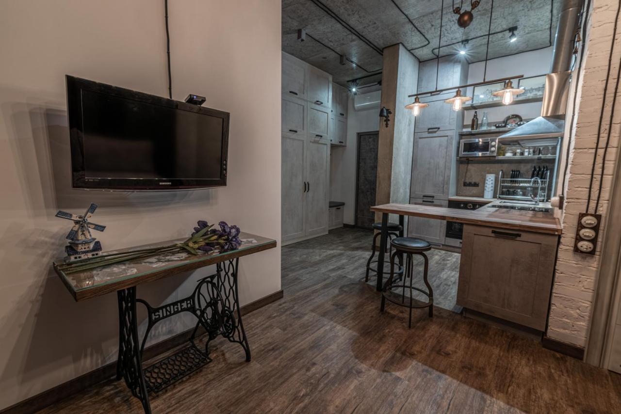 Eco Apartments In French Quarter 키예프 외부 사진